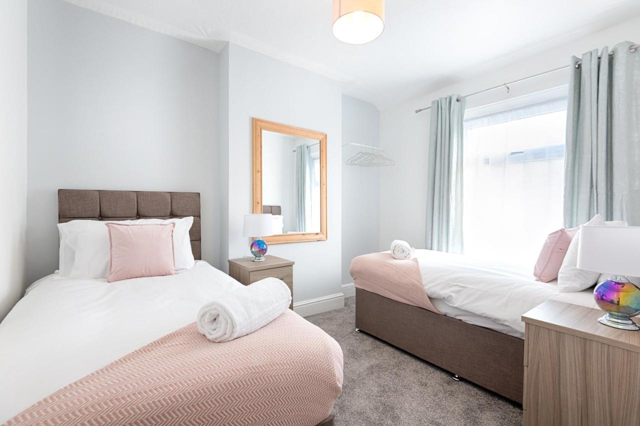 City Centre, Parking, Smart Tv'S In All Rooms Swansea Eksteriør billede